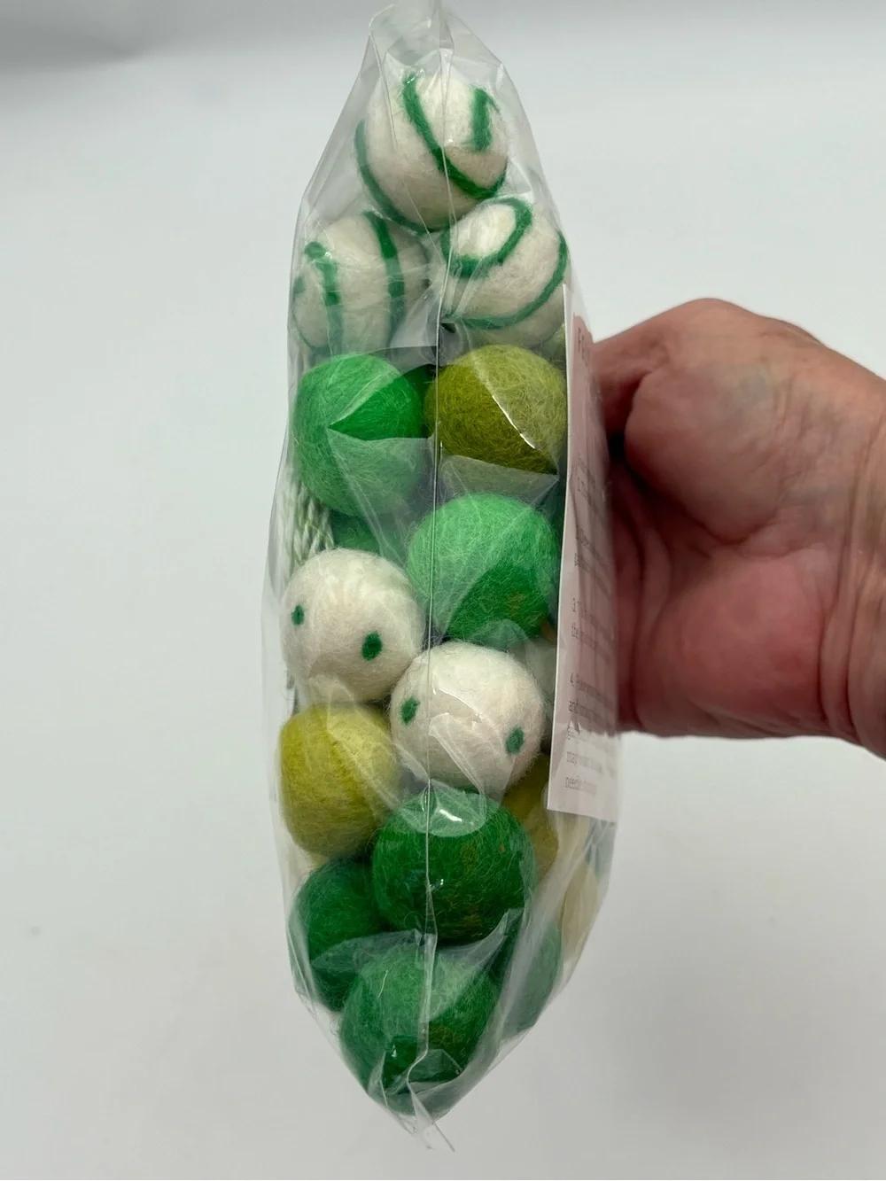 Green Felt Ball Garland Kit